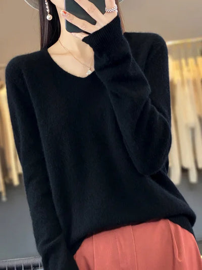 Lisa | Soft Merino V-Neck Sweater