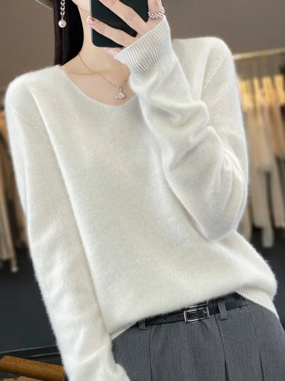 Lisa | Soft Merino V-Neck Sweater