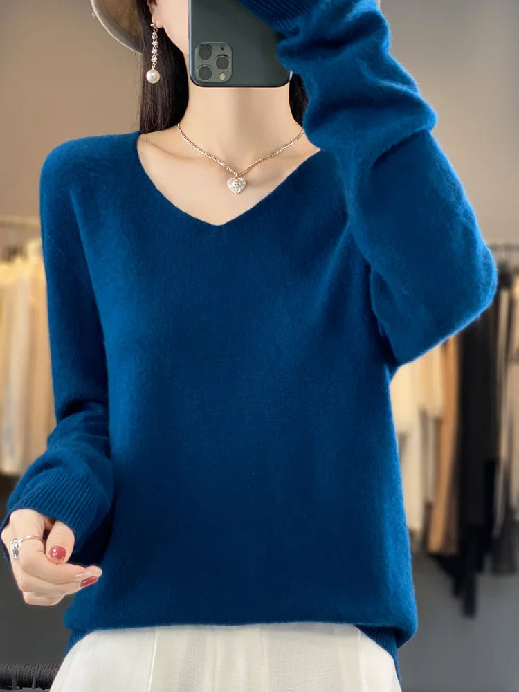 Lisa | Soft Merino V-Neck Sweater